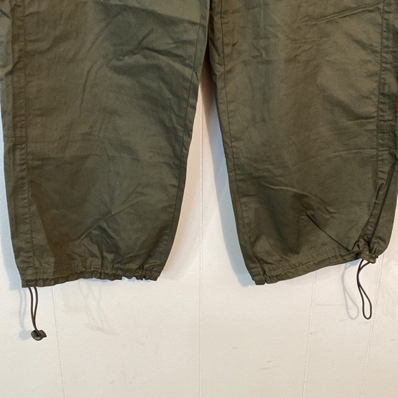 Papaya Y2K Embroidered Crop Pants NWT  size L - Picture 4 of 10